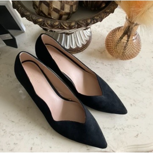 Ann Taylor Factory Black Suede Heels - Picture 1 of 3